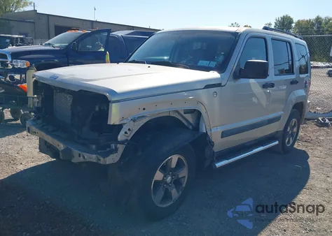 2008 Jeep Liberty Sport из США, поврежденный, VIN 1J8GN28K18W283981